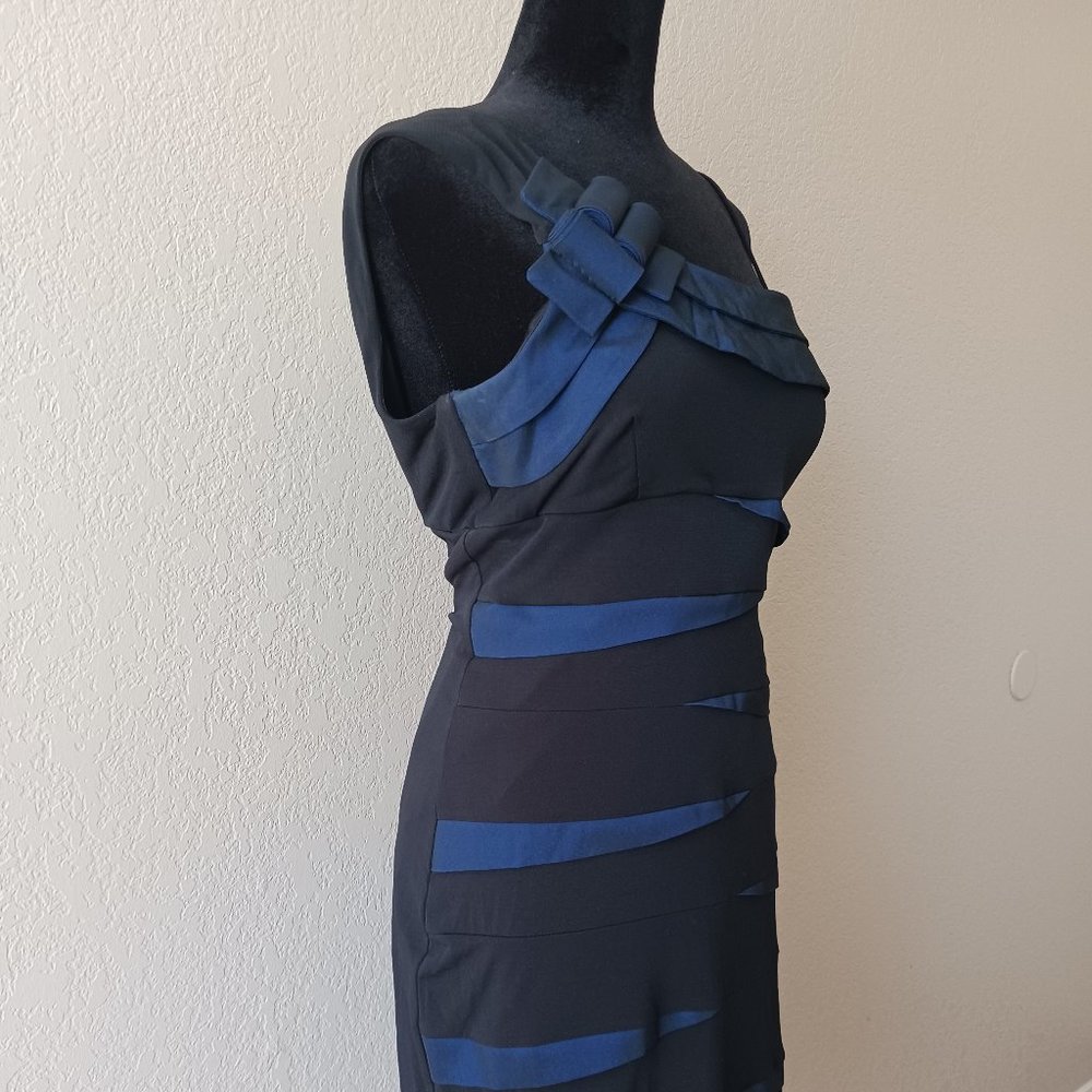 Valerie Bertinelli Black & Blue Mini Evening Dress